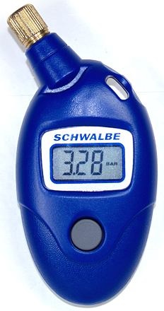 Digitálny manometer Schwalbe AIRMAX